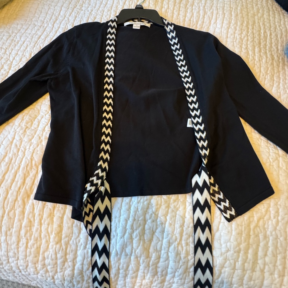 Diane von Furstenberg Beaded Chevron Silk
Cardigan - Size M
